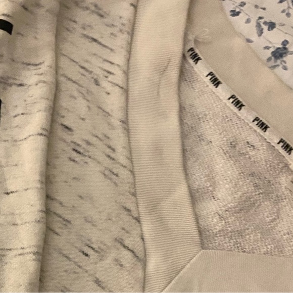 LOVE PINK cream pull over v-neck sweater - Picture 8 of 8